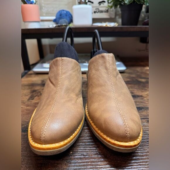 American Rag Tan Bootie slides size 8 - Picture 11 of 13